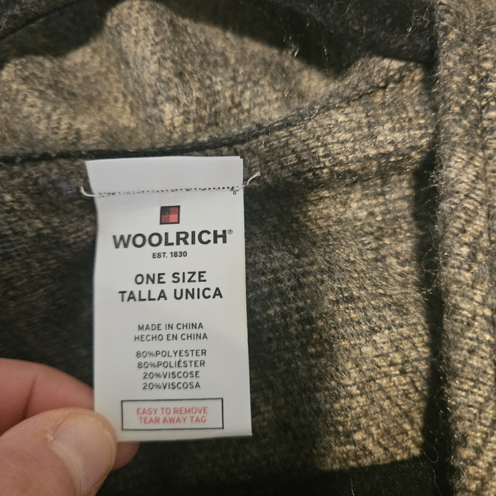 NWOT!! Woolrich Womens Taupe Gray Animal Print Blanket Wrap Fringe Poncho O/S - Picture 3 of 6